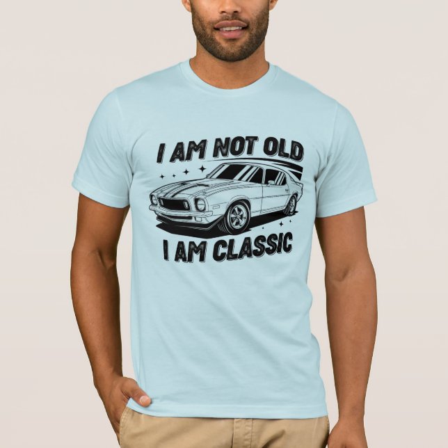 Camiseta No soy viejo soy clásico (Anverso)