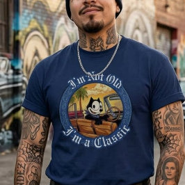 Camiseta No soy viejo soy un clásico felix