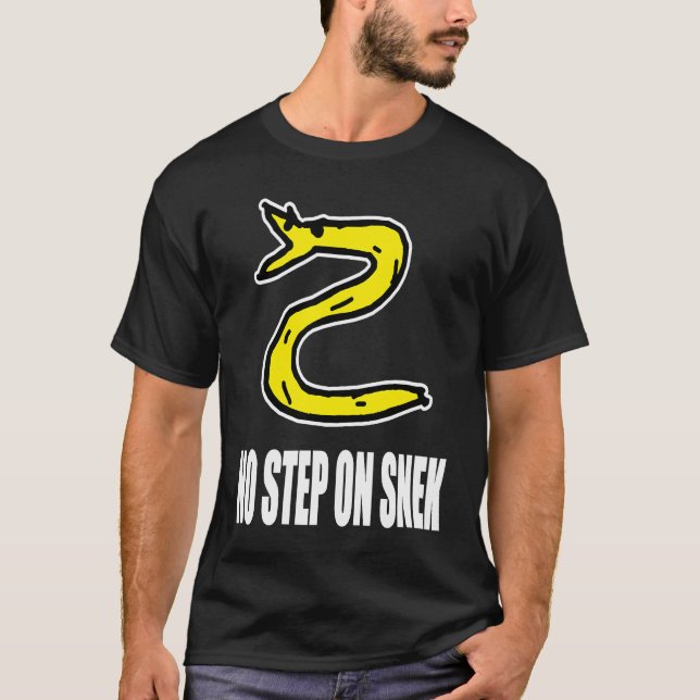 Camiseta No Step On Snek (Anverso)