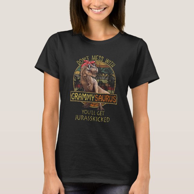 Camiseta No te metas con el Grammysaurus, cogerás a Jurassk (Anverso)
