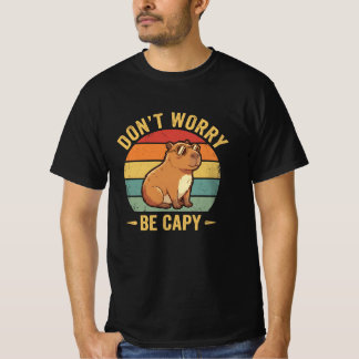 Camiseta No te preocupes, sé capy divertido capibara puesta