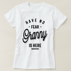 Camiseta No Tengan Miedo Abuela Está Aquí. Regalos de la ab