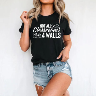 Camiseta No todas las aulas tienen 4 paredes