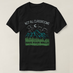 Camiseta No Todas Las Aulas Tienen Cuatro Paredes Homeschoa