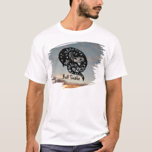 Camiseta Nombrada medicina de serpiente toro al atardecer