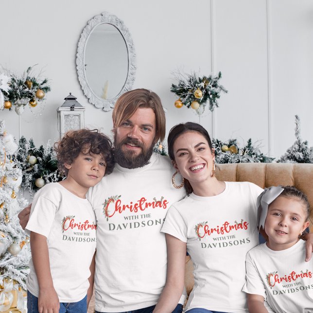 Camiseta Nombre de familia Navidades familiares Minimalista (Subido por el creador)