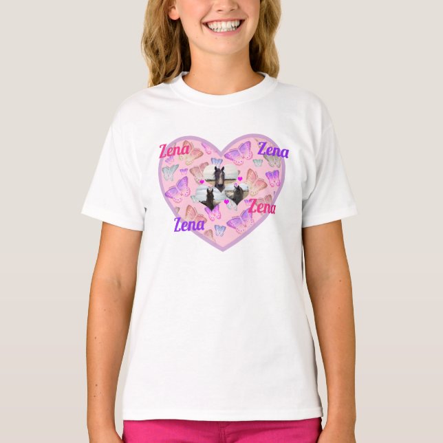 Camiseta Nombre De Zena Con Caballos Y Mariposas, (Anverso)