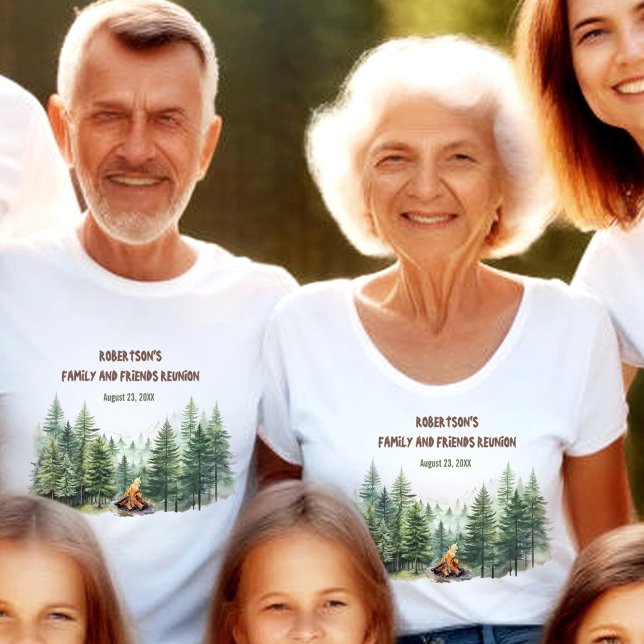 Camiseta Nombre del casquillo de Pine Wood Forest (Family Reunion Pine Wood Forest Campfire Name T-Shirt)