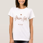Camiseta Nombre del guión de la tipografía del purpurina de<br><div class="desc">Camiseta personalizado elegante de chica floral Glam con un purpurina de cobre escrito a mano como escritura tipográfica y un corazón pequeño.          Fácil de personalizar con el nombre del chica de flores.           Adecuado para fiestas de novias glamorosas y modernas.</div>