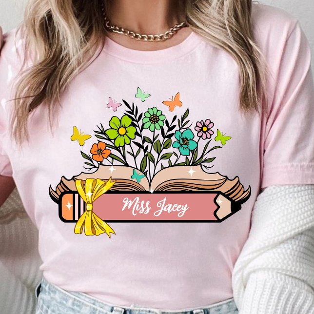Camiseta Nombre del profesor de Flor silvestre, profesor pe (Wildflower Teacher Name, Custom Teacher, Personalized Teacher, Gift for Teacher, Cute Teacher shirt)