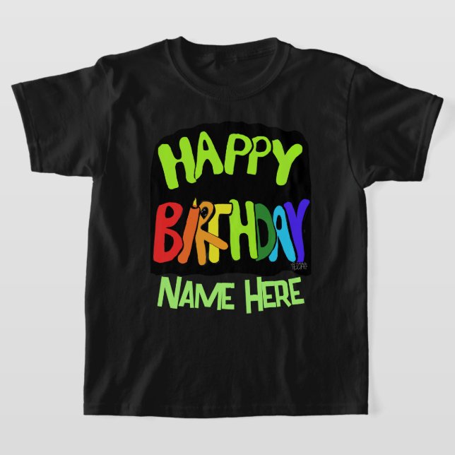 Camiseta Nombre personalizado de cumpleaños brillante y fel (Distribución)