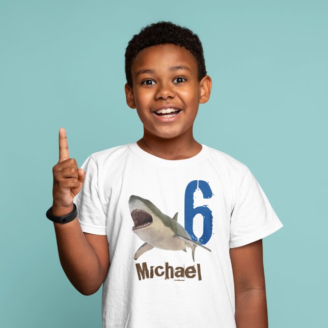 Camiseta Nombre personalizado Edad Gran Tiburón Blanco (Subido por el creador)