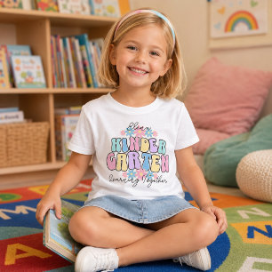 Camiseta Nombre personalizado Kindergarten Aprendiendo Junt