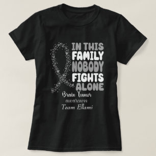 Camiseta Nombre personalizado que nadie lucha solo contra e