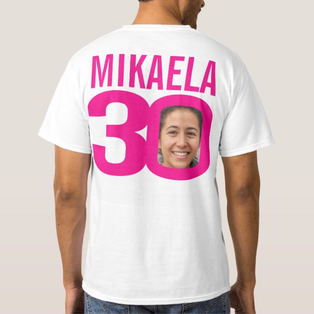 Camiseta Nombre personalizado rosa de 30 años y plantilla d (Reverso)