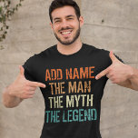Camiseta Nombre Personalizado Vintage La Leyenda Del Mito D<br><div class="desc">El Nombre Personalizado Vintage La Leyenda De Mitos De Hombre. Agarra este divertido diseño de refrán personalizado, en un tema vintage con colores retro ahora, y hazlo como un regalo perfecto para que tu miembro de la familia, amigo o compañero de trabajo, se ponga en contacto con él en los...</div>