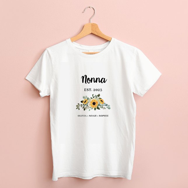 Camiseta Nonna | Girasol rústico Bonito y nombres (A pretty shirt decorated with sunflowers that your Nonna will wear proudly)