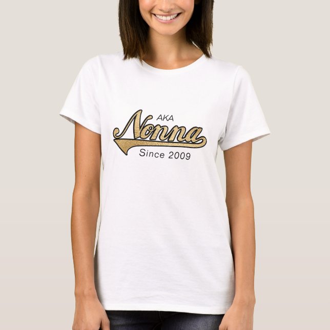 Camiseta Nonna Shirt "AKA (también conocido como) Nonna, ¿D (Anverso)
