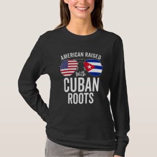 Camiseta Norteamericano alzado con raíces cubanas Bandera D