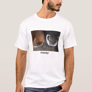 Camiseta Nosey