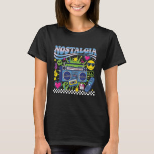 Camiseta Nostalgia Y2K Retro Boombox Cassette Pixel Corazón