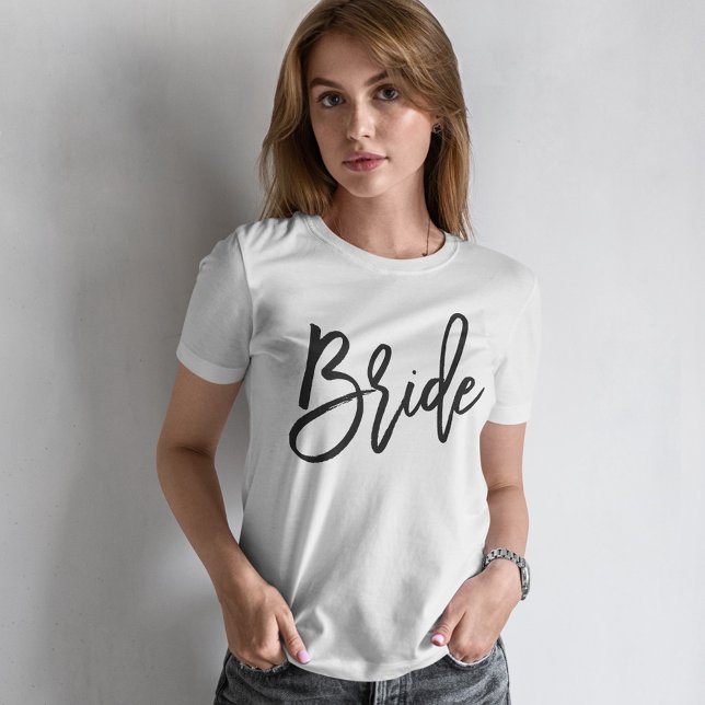 Camiseta Novia de tipografía de guión moderno (Subido por el creador)