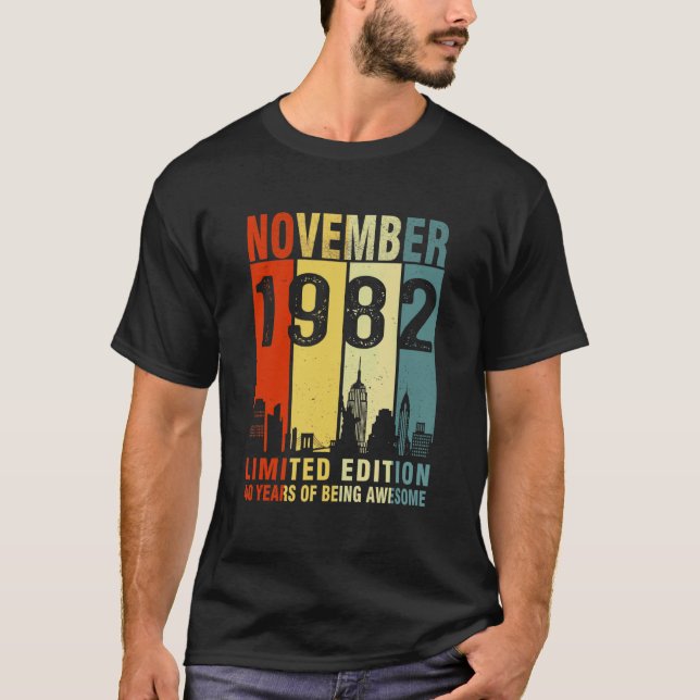 Camiseta Noviembre De 1982 40 Años De Asombro (Anverso)