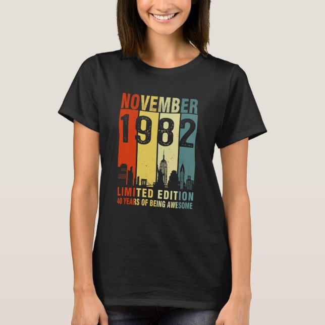 Camiseta Noviembre De 1982 40 Años De Asombro (Anverso)