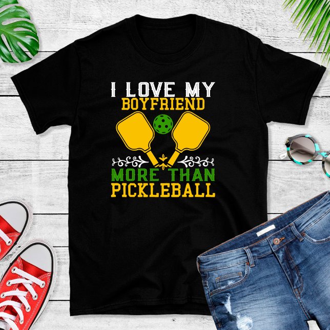 Camiseta Novio de amor gracioso más que pelota de pellebol (Subido por el creador)