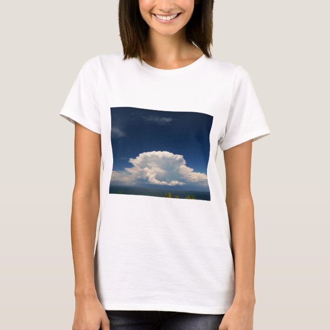 Camiseta Nube blanca de puffy (Anverso)