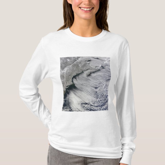 Camiseta Nubes a través de los cielos del Atlántico Norte (Anverso)