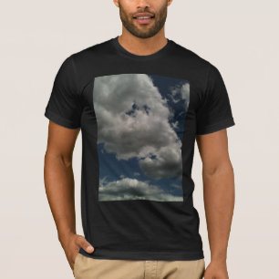 Camiseta Nubes de la tierra para arriba