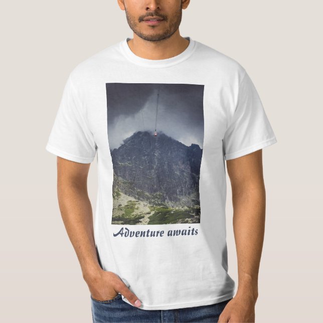 Camiseta Nubes de tormenta sobre las montañas (Anverso)