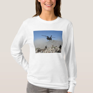 Camiseta Nubes del polvo golpeadas con el pie para arriba