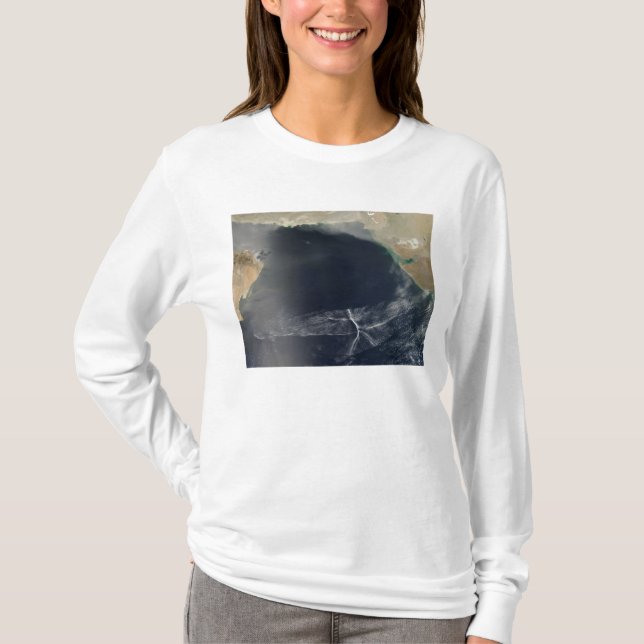 Camiseta Nubes onduladas sobre el mar Arábigo (Anverso)