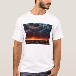 Camiseta Nubes, puesta del sol y rojo