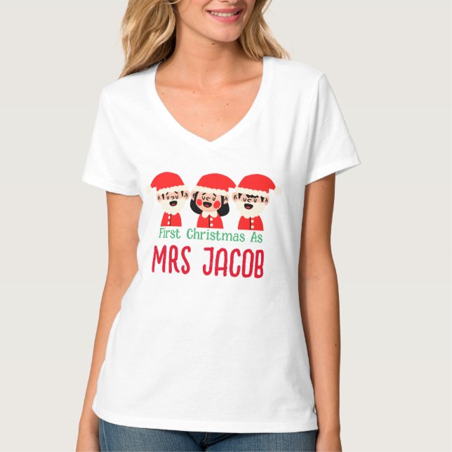 Camiseta Nuestra primera Navidad como Sr. y Sra. Newlyw (Anverso)