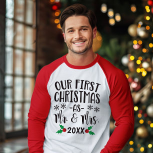 Camiseta Nuestra primera Navidad como Sr. y Sra. Newlyw