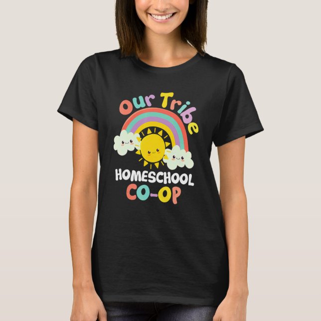 Camiseta Nuestra tribu Homeschool Co Op (Anverso)