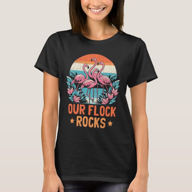 Camiseta Nuestras Flock Rocks Flamingos Lover Familia Vacac (Anverso)