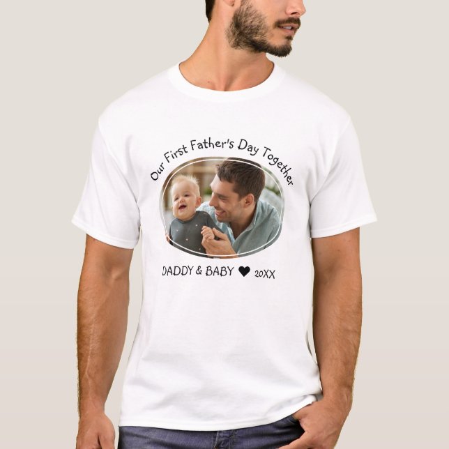 Camiseta Nuestro primer Día de los Padres Juntos Papá Foto  (Anverso)