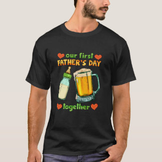 Camiseta Nuestro primer día de padre para beber amigos bebé