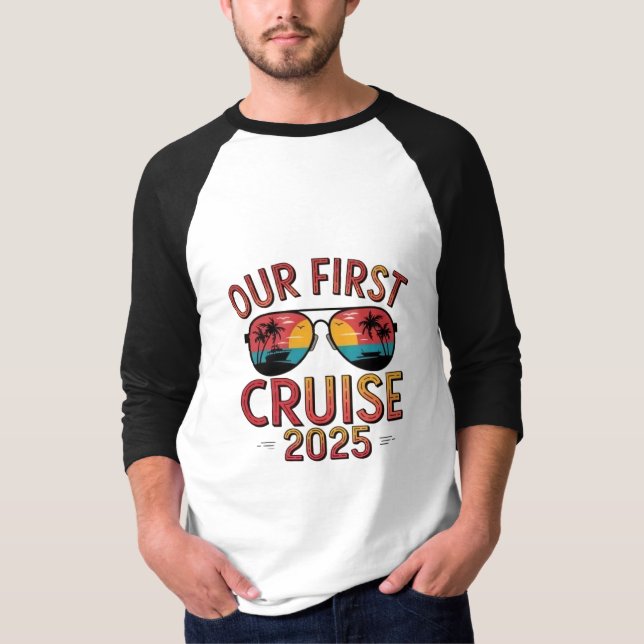 Camiseta Nuestro primer viaje en crucero 2025 coincidiendo (Anverso)