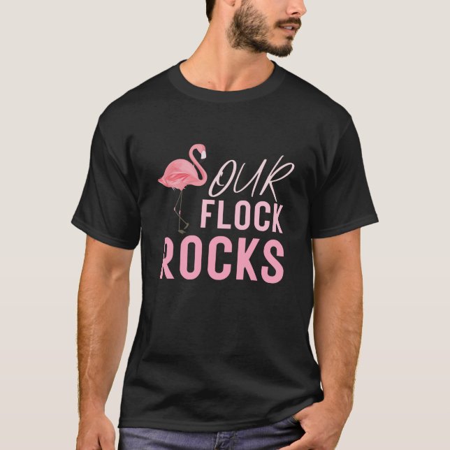 Camiseta Nuestro Reloj Roca Flamingo, Divertido Coincidenci (Anverso)