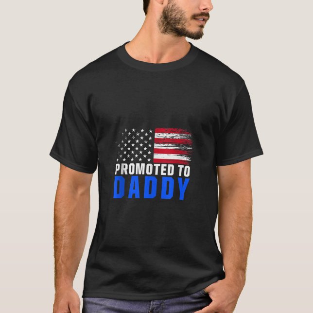 Camiseta Nueva Primera Vez Que La Policía De Papi Ta (Anverso)
