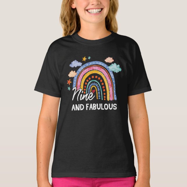 Camiseta Nueve Años Y Fabuloso Noveno Día Arcoiris (Anverso)