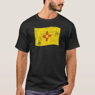 Camiseta Nuevo México ondeando bandera estatal u2013 NM Nue