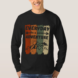 Camiseta Nuevo regalo de aventuras para amantes del senderi