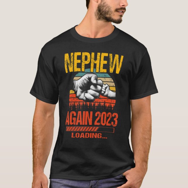 Camiseta Nuevo sobrino este 2023 cargando el futuro del nue (Anverso)