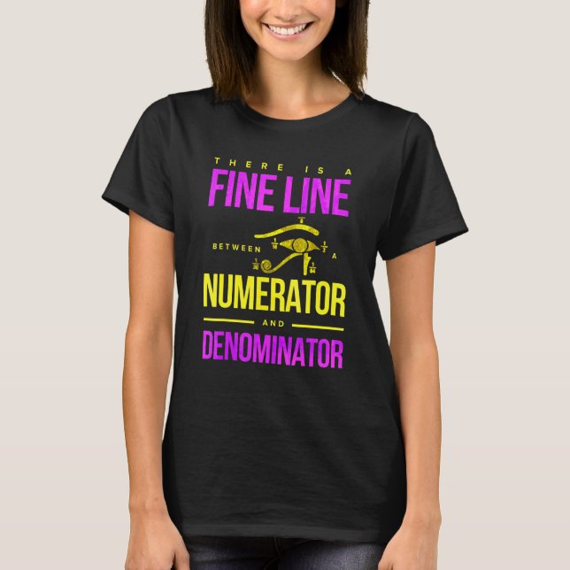 Camiseta Numerador Y Denominador De Líneas Finas (Anverso)